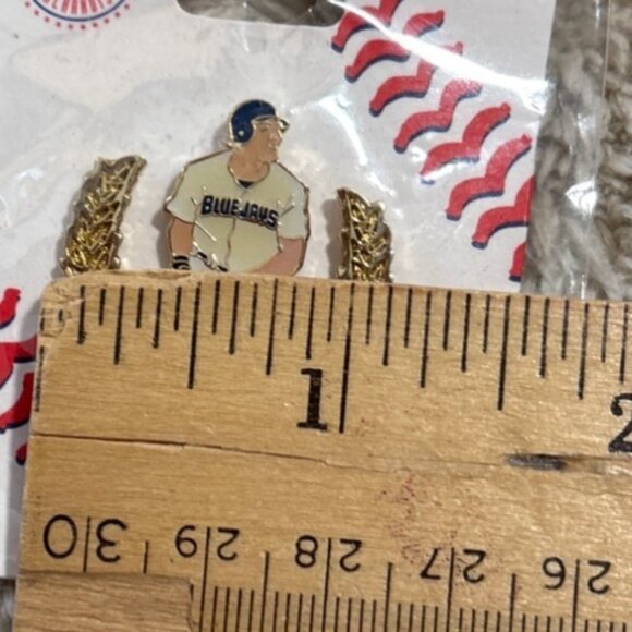 Toronto Blue Jays Pin Licensed Collector By Aminco - Picture 4 of 5